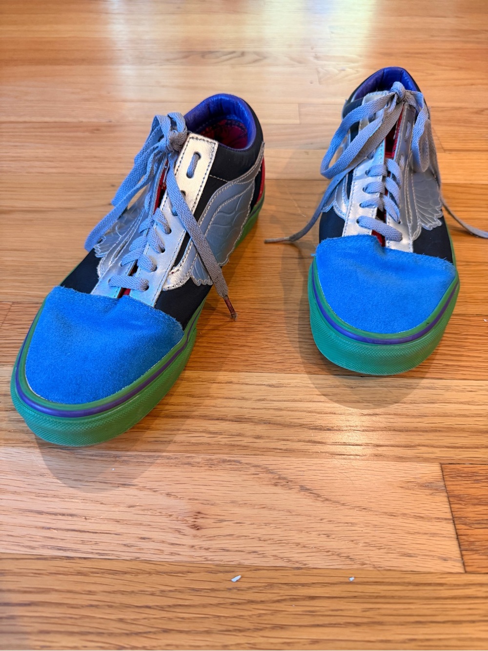 Vans x Marvel Avengers Old Skool Sneakers | Men's 8.5 / Women's 10